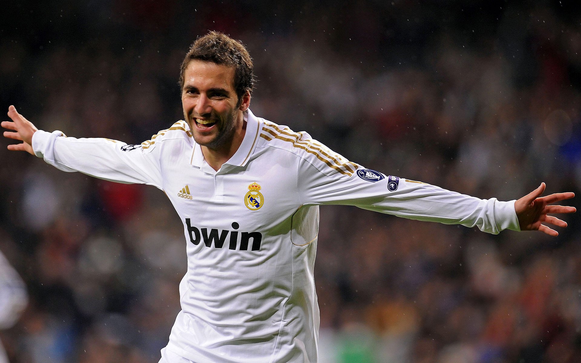 开云体育APP下载-欧冠淘汰赛之夜,拉梅洛在焦点战证明自己,从天才到领袖的蜕变 第2张 开云体育APP下载-欧冠淘汰赛之夜,拉梅洛在焦点战证明自己,从天才到领袖的蜕变 第2张