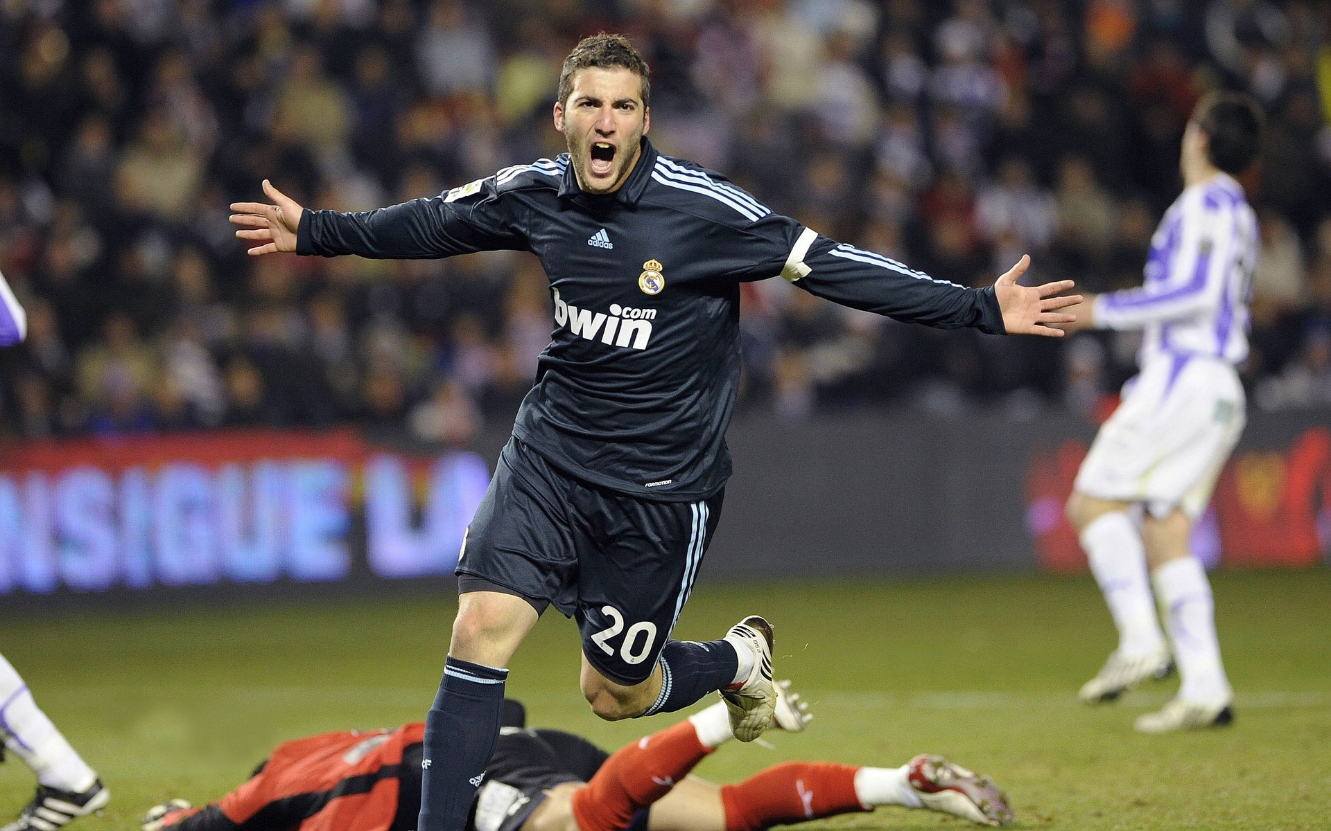 开云下载-厄德高,当维也纳的琴弦拨动斯坦福桥的心跳 第2张 开云下载-厄德高,当维也纳的琴弦拨动斯坦福桥的心跳 第2张